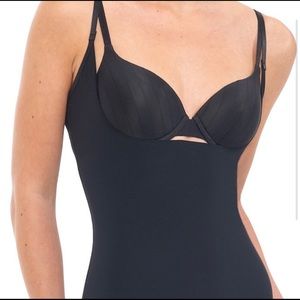 NWT Commando Control Utopia Tank Small Spanx Like